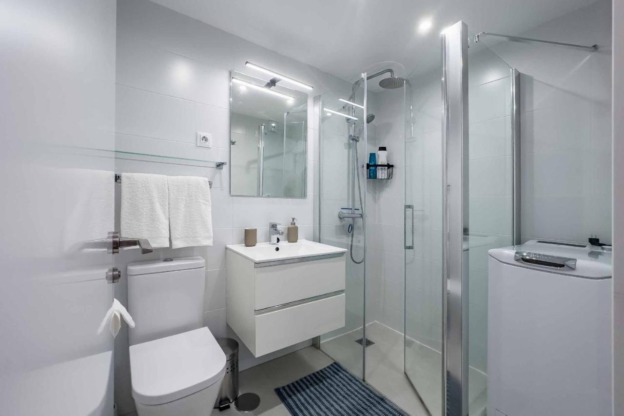 Apartamento Acogedor, Terraza, Piscina Y Mar Benalmádena Esterno foto