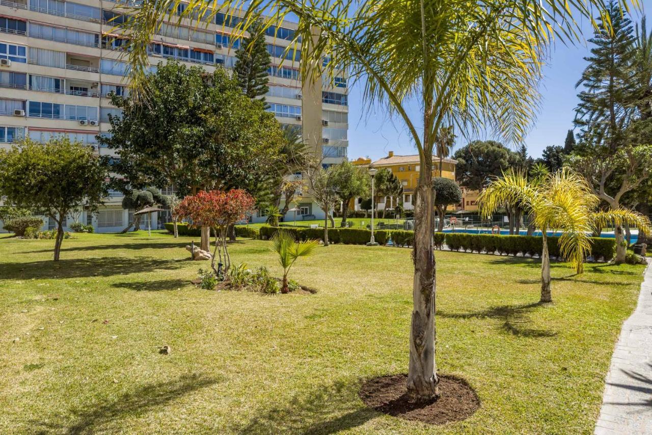 Apartamento Acogedor, Terraza, Piscina Y Mar Benalmádena Esterno foto